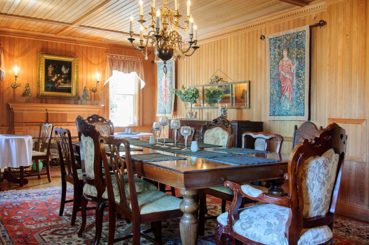 The Castle Bed And Breakfast Ocracoke Exterior photo